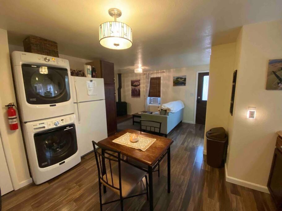 Вилла Zootown Bungalow Миссула Экстерьер фото